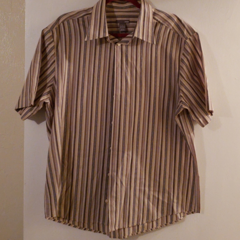 H&M short sleeve shirt